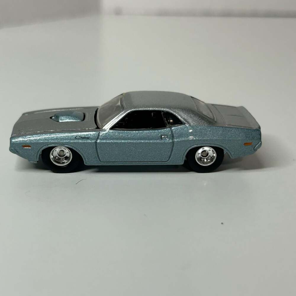Greenlight 1970 Dodge Challenger Western Sport Special 1:64 Scale Diecast Model